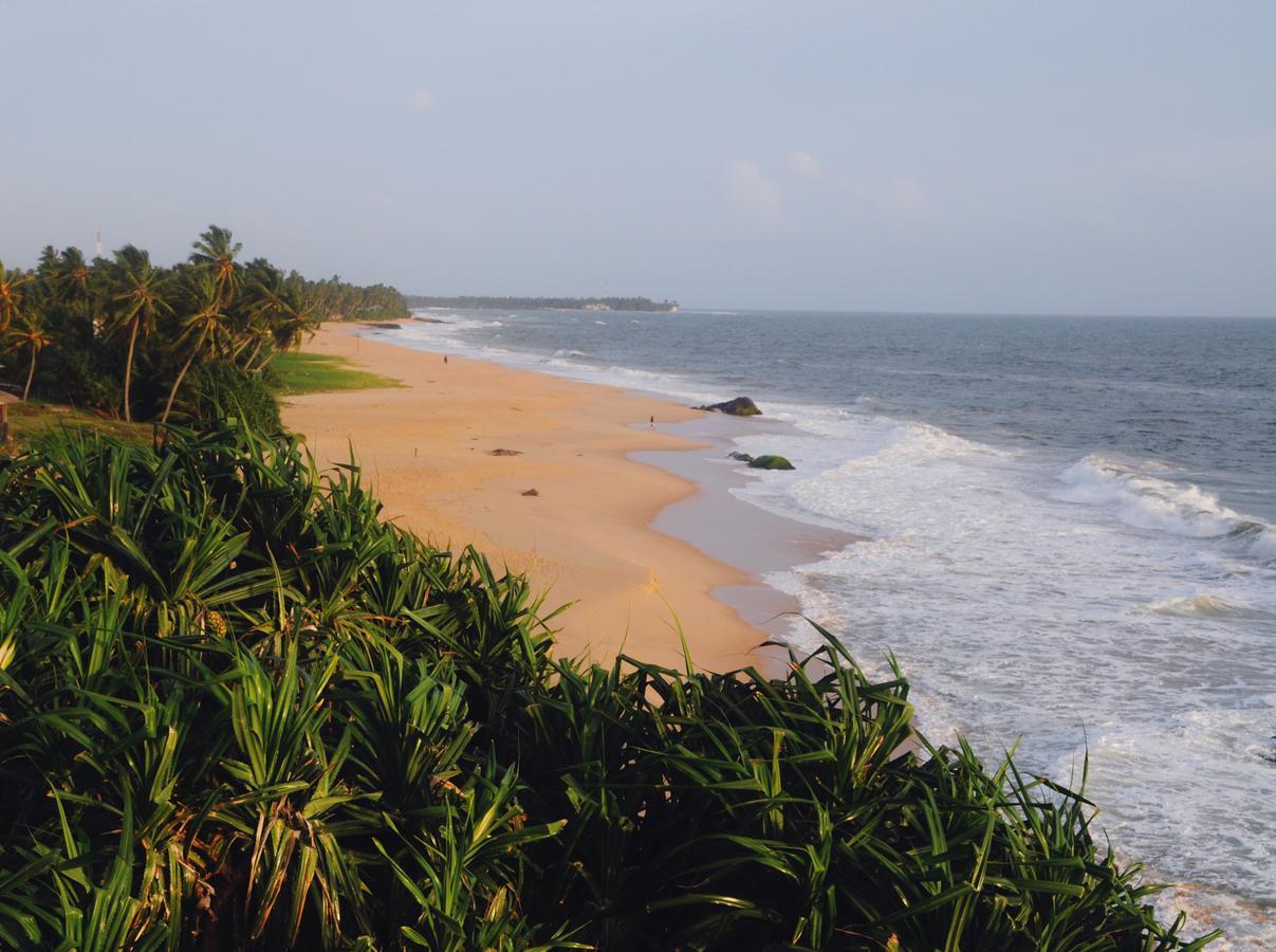 New Shangrela Beach Resort Ambalangoda  Exterior photo