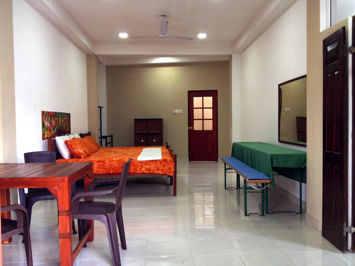 New Shangrela Beach Resort Ambalangoda  Exterior photo