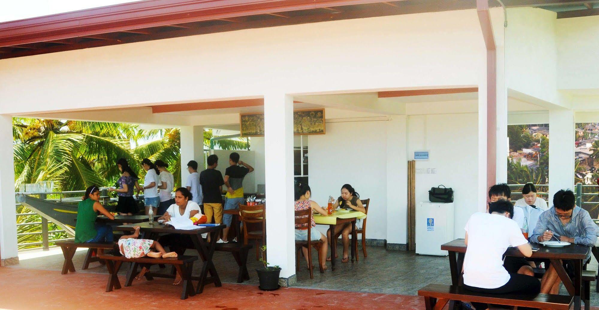 New Shangrela Beach Resort Ambalangoda  Exterior photo